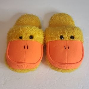 forever 21 duck slippers